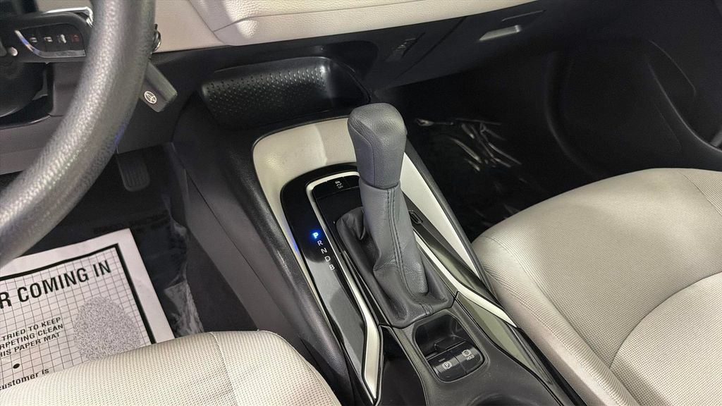 Used 2020 Silver Toyota LE image 23
