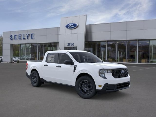 New 2025 White Ford XLT image 7