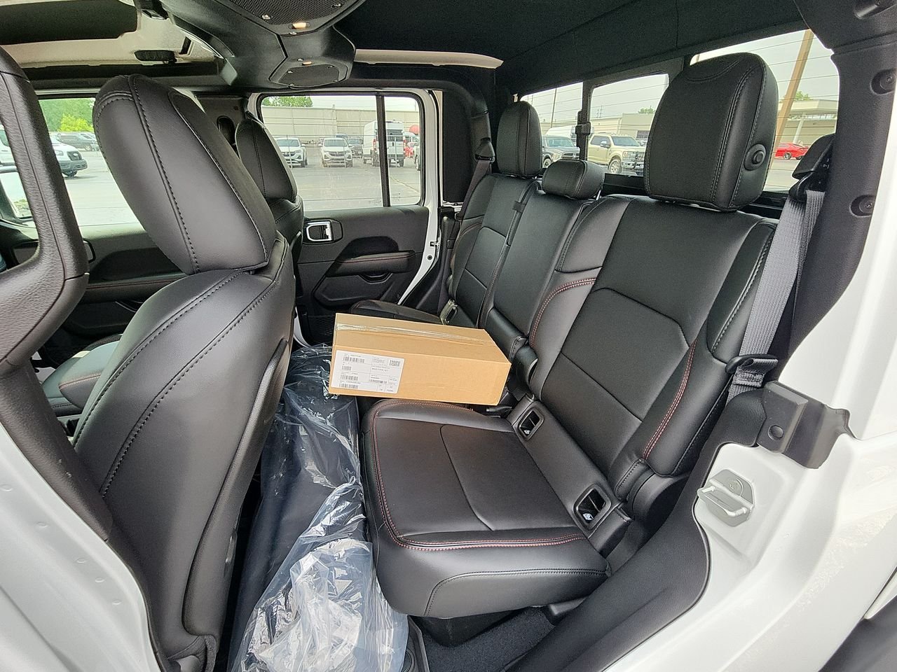 New 2026 White Jeep Rubicon image 21