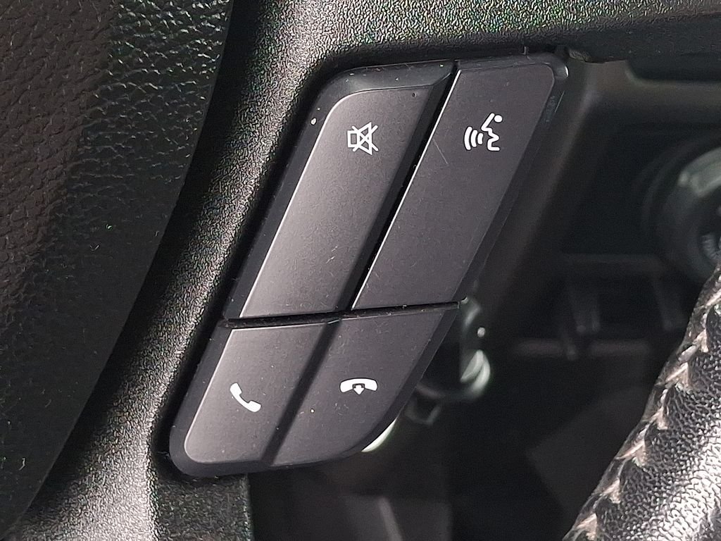 Used 2017 White Ford  image 19