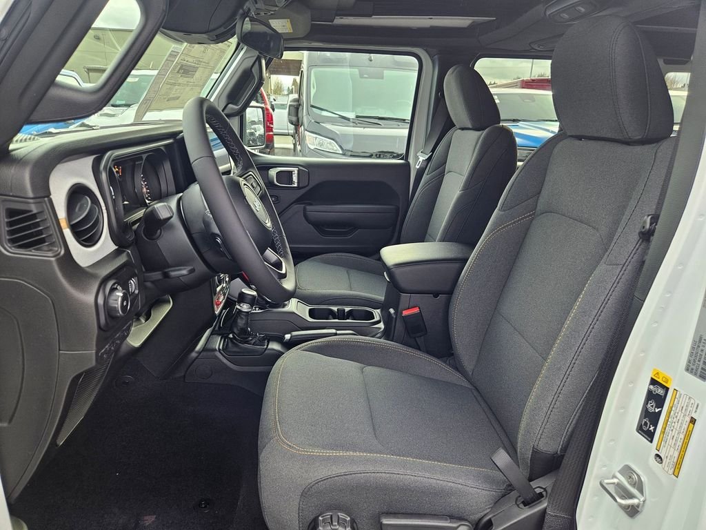 2026 Jeep Wrangler 4-Door Willys - Photo 12