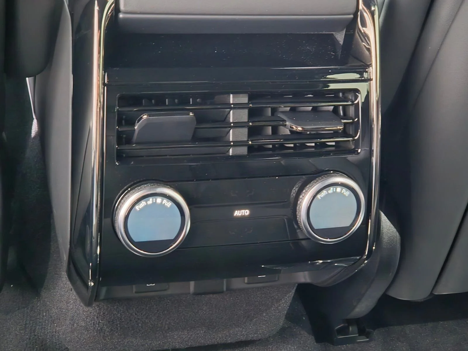 2026 Land Rover Range Rover Sport Dynamic SE - Photo 14