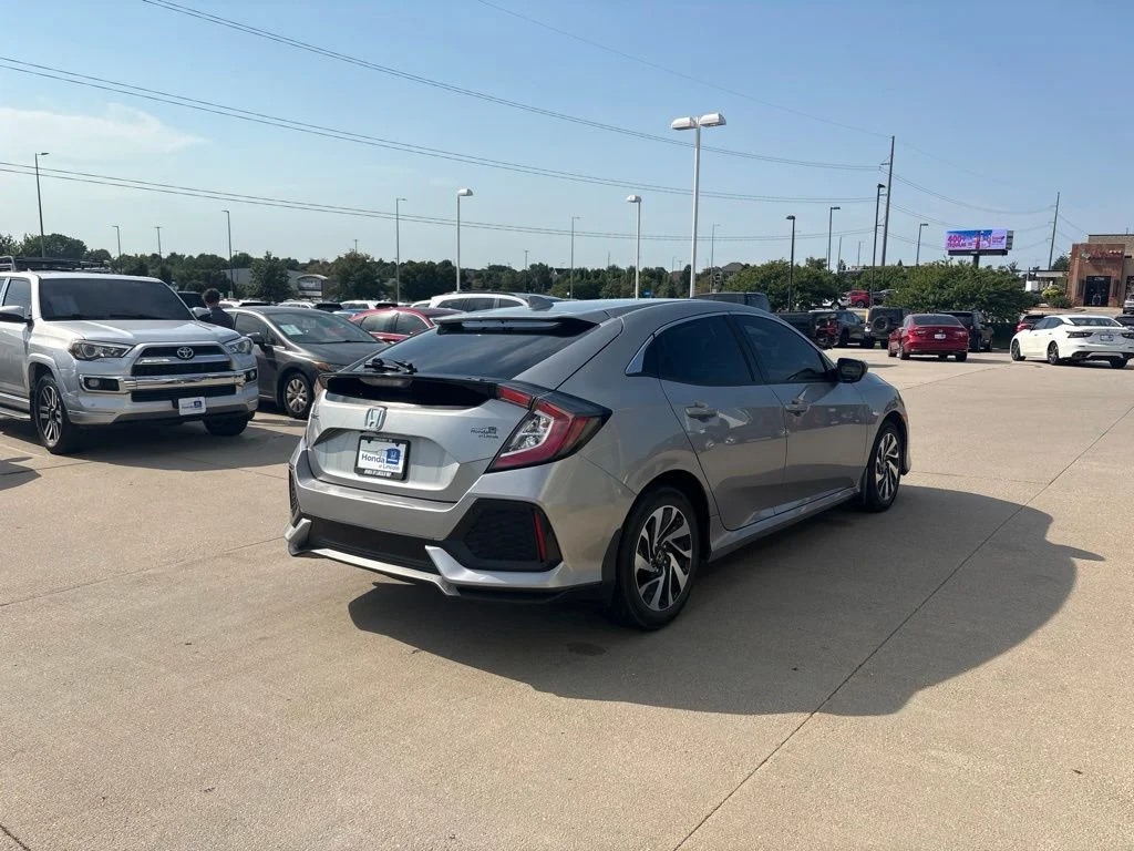 Used 2018 Silver Honda LX image 13