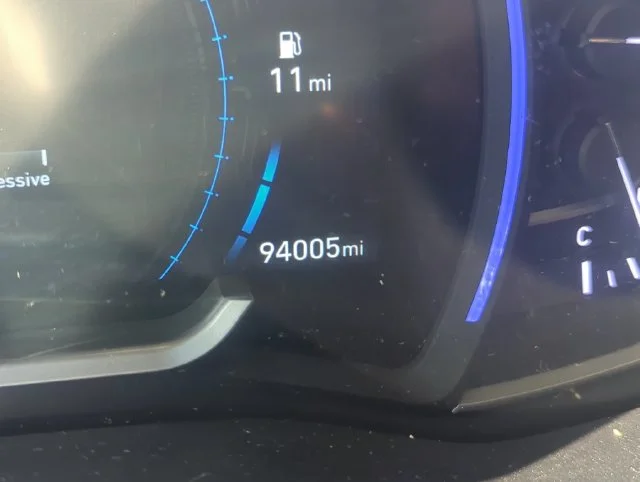 Used 2019 Gray Hyundai SEL Plus image 28