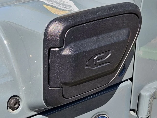 Used 2024 Gray Jeep Sport S 4xe image 13