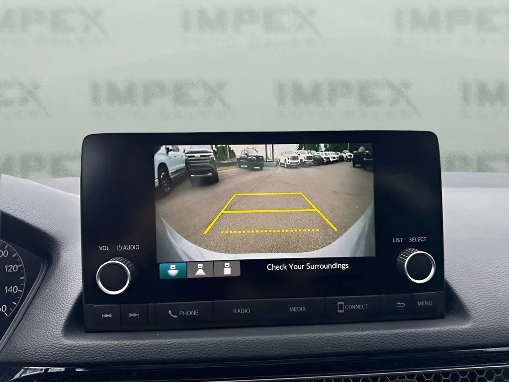 Used 2023  Honda EX image 19