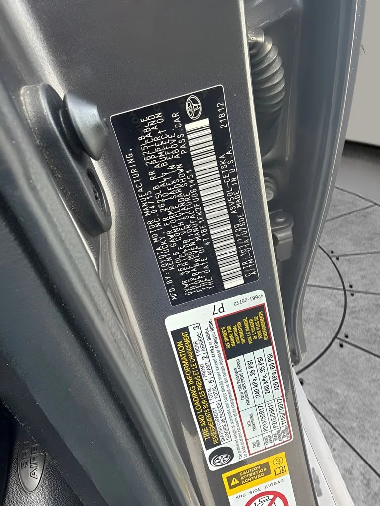 Used 2015 Gray Toyota SE image 20