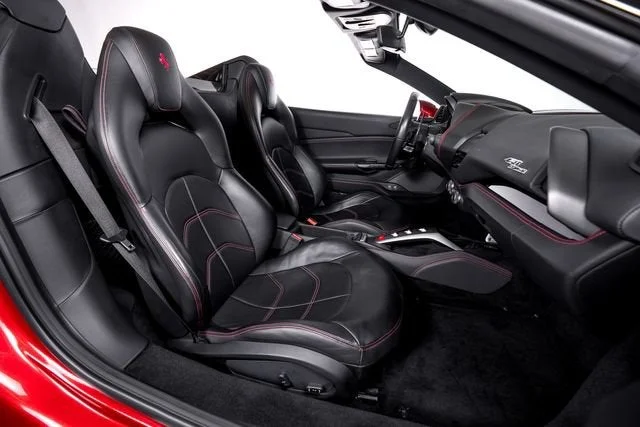 Certified Used 2018 Rosso Fiorano Ferrari  image 54