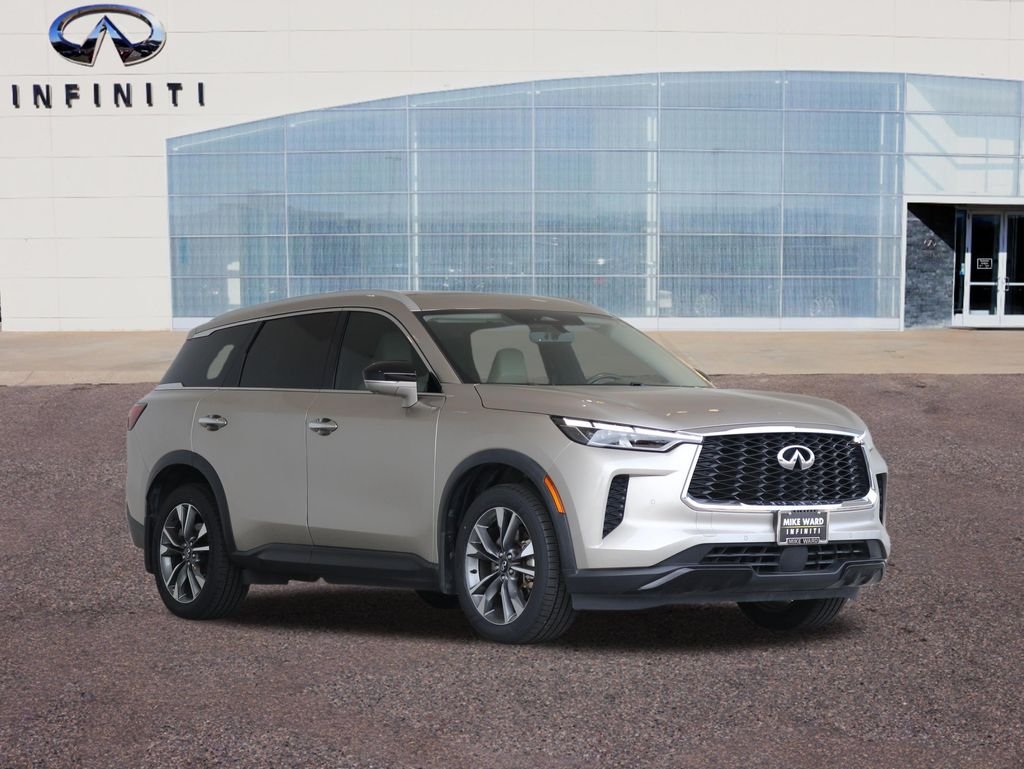 Certified Used 2023 Silver INFINITI LUXE image 59