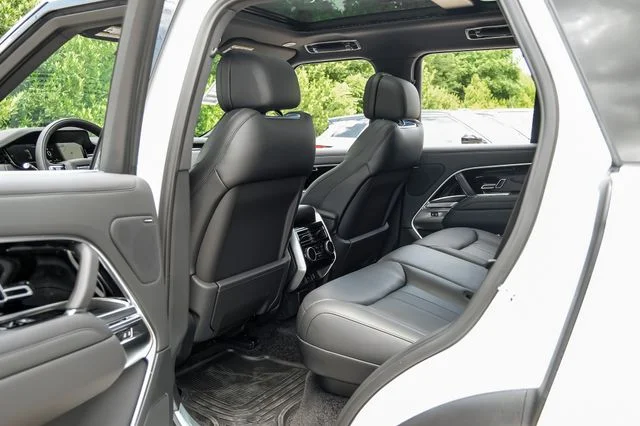 2026 Land Rover Range Rover SE - Photo 50