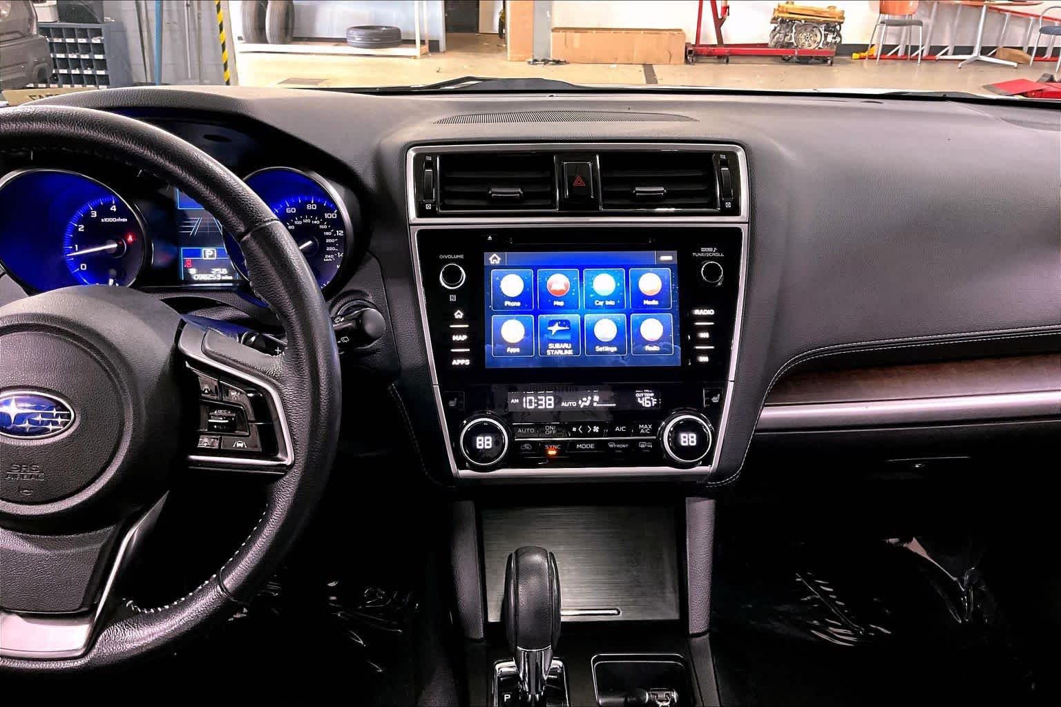 Used 2019 Ice Silver Metallic Subaru Limited image 7