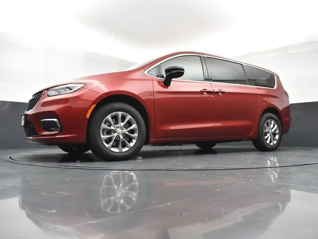 2026 Chrysler Pacifica Select - Photo 24