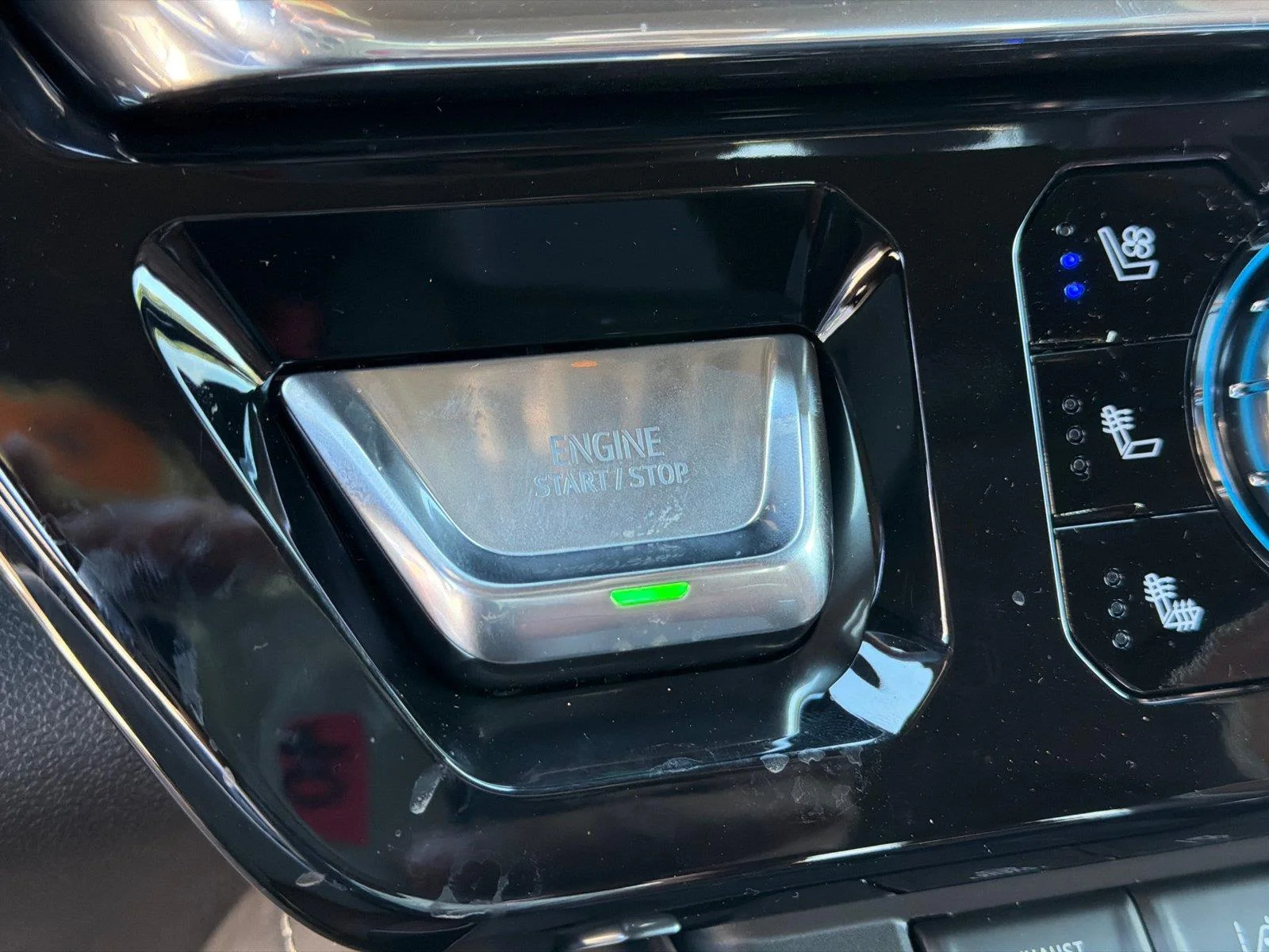 2026 GMC Sierra 2500HD Denali Ultimate - Photo 22