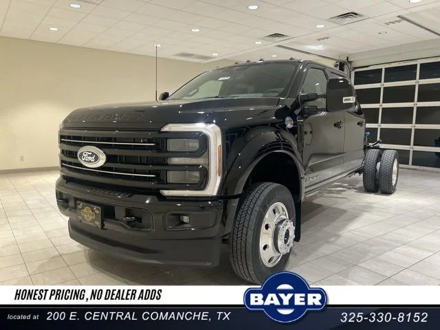 2027 Ford F-550SD F-550® Platinum