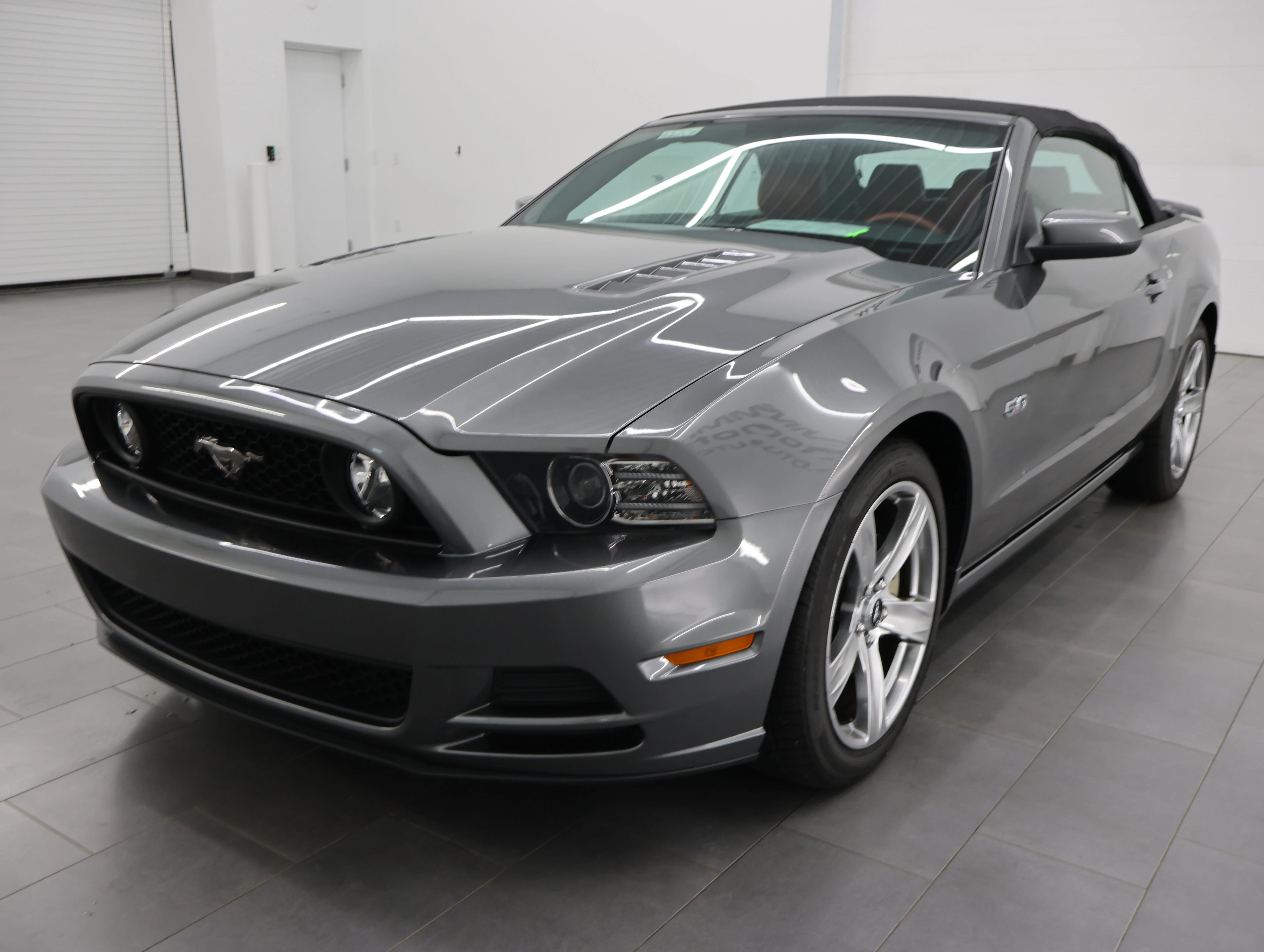 Used 2014 Sterling Gray Metallic Ford GT Premium image 7