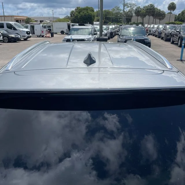 2023 Buick Envision Essence - Photo 11