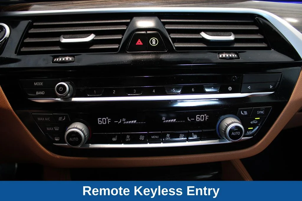 Used 2021 Black Sapphire Metallic BMW 530i image 8