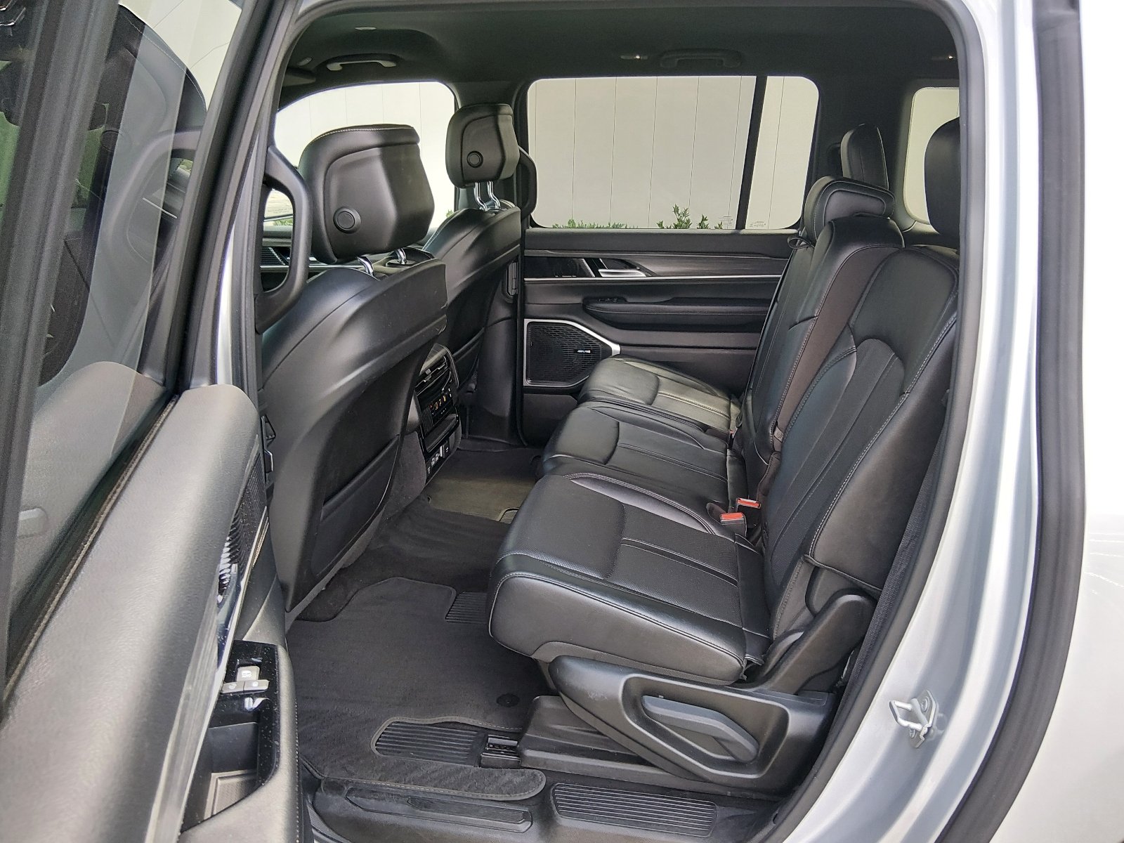 Certified Used 2024 Silver Zynith Jeep Series II image 11