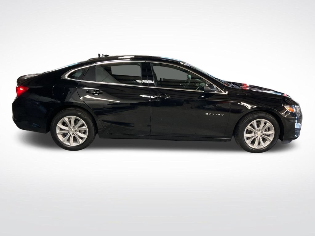 Used 2025 Mosaic Black Metallic Chevrolet 1LT image 7