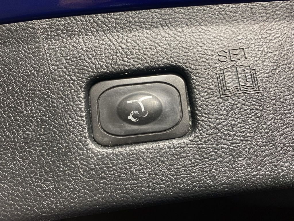 Used 2020 Blue Ford ST Line image 26