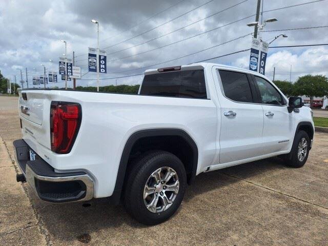 Used 2024 Summit White GMC SLT image 5