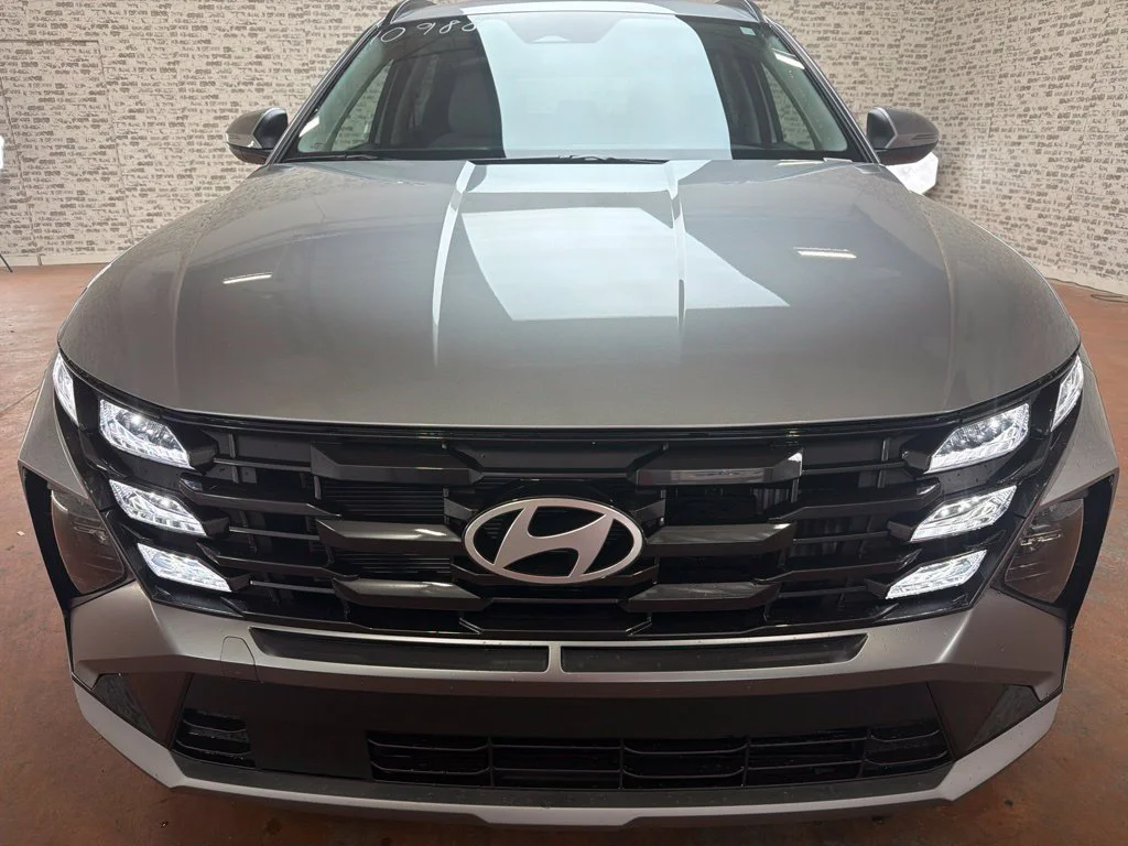 New 2026 Shimmering Silver Hyundai SEL Convenience image 2