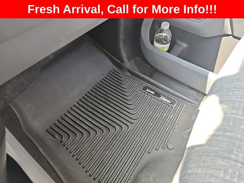 Used 2022 Gray Ford XLT image 9