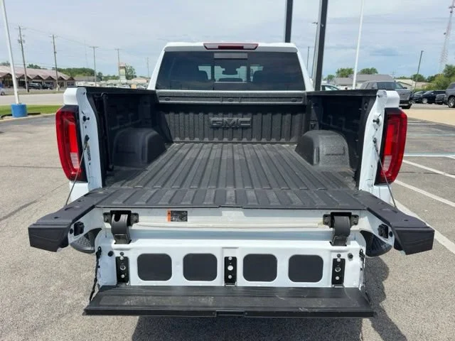 Used 2023 Summit White GMC SLT image 19