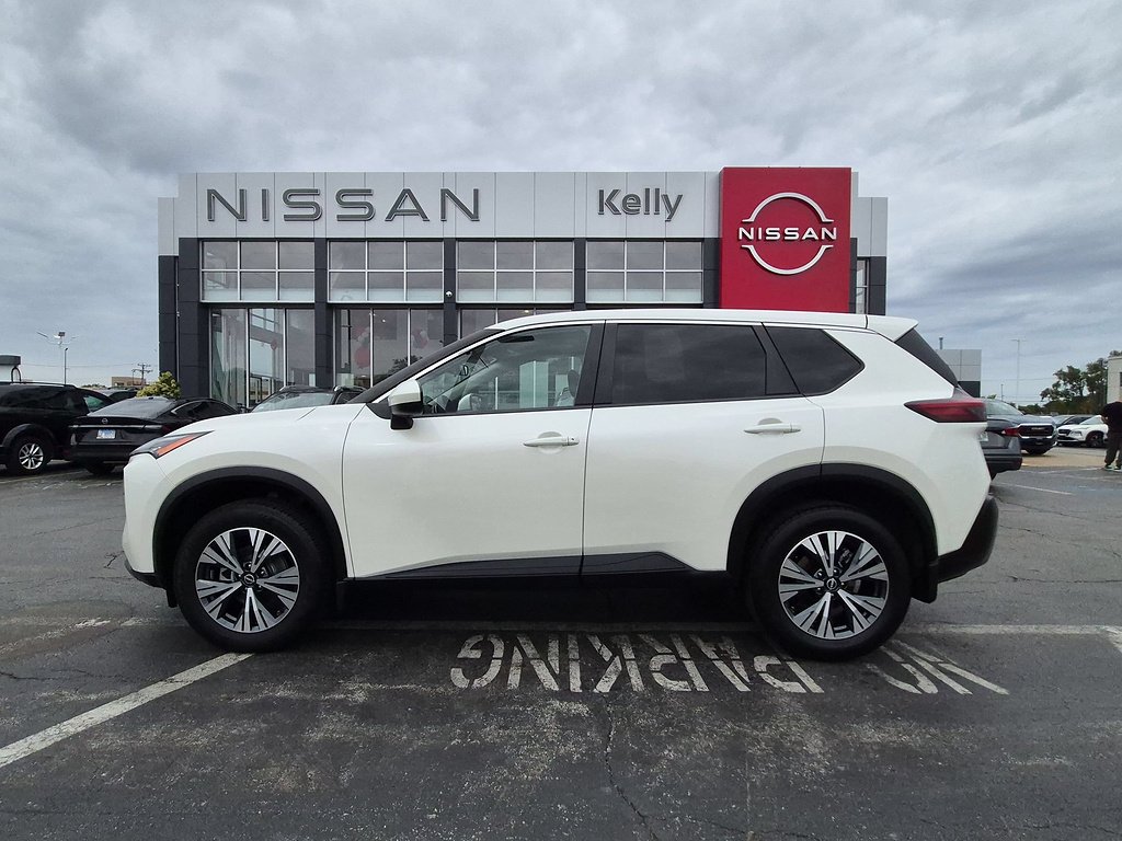 Used 2023 Pearl White TriCoat Nissan SV image 8