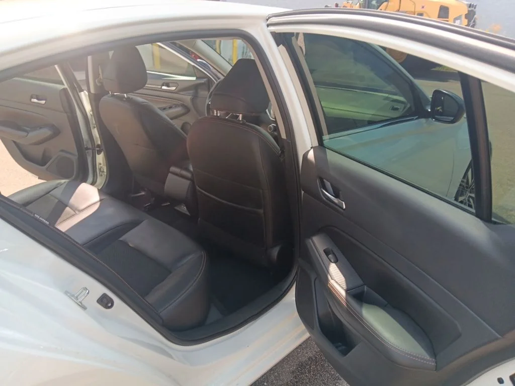 Used 2022 Pearl White Tricoat Nissan 2.5 SR image 26