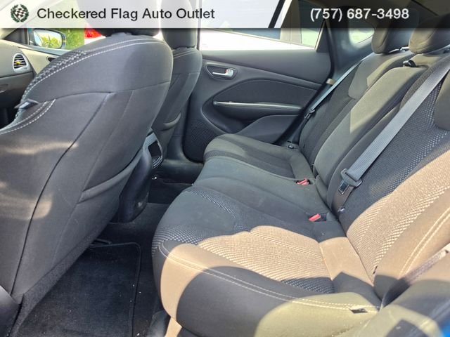 Used 2016 Laser Blue Pearlcoat Dodge SXT image 14