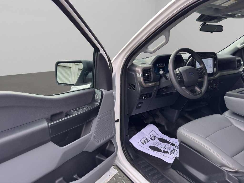 Used 2024 Oxford White Ford XL image 4