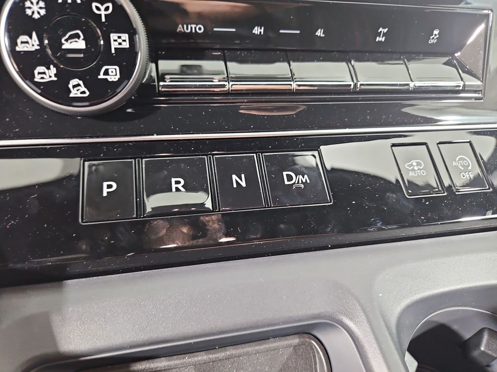 2026 Nissan Armada PRO-4X - Photo 25