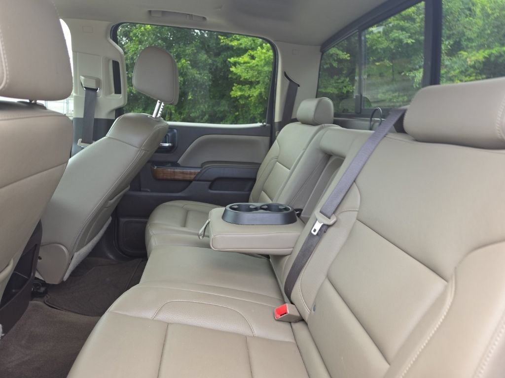 Used 2018 CARDINAL RED GMC SLT image 28