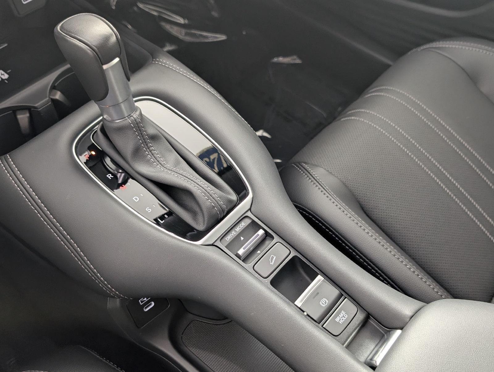 2025 Honda HR-V EX-L - Photo 26