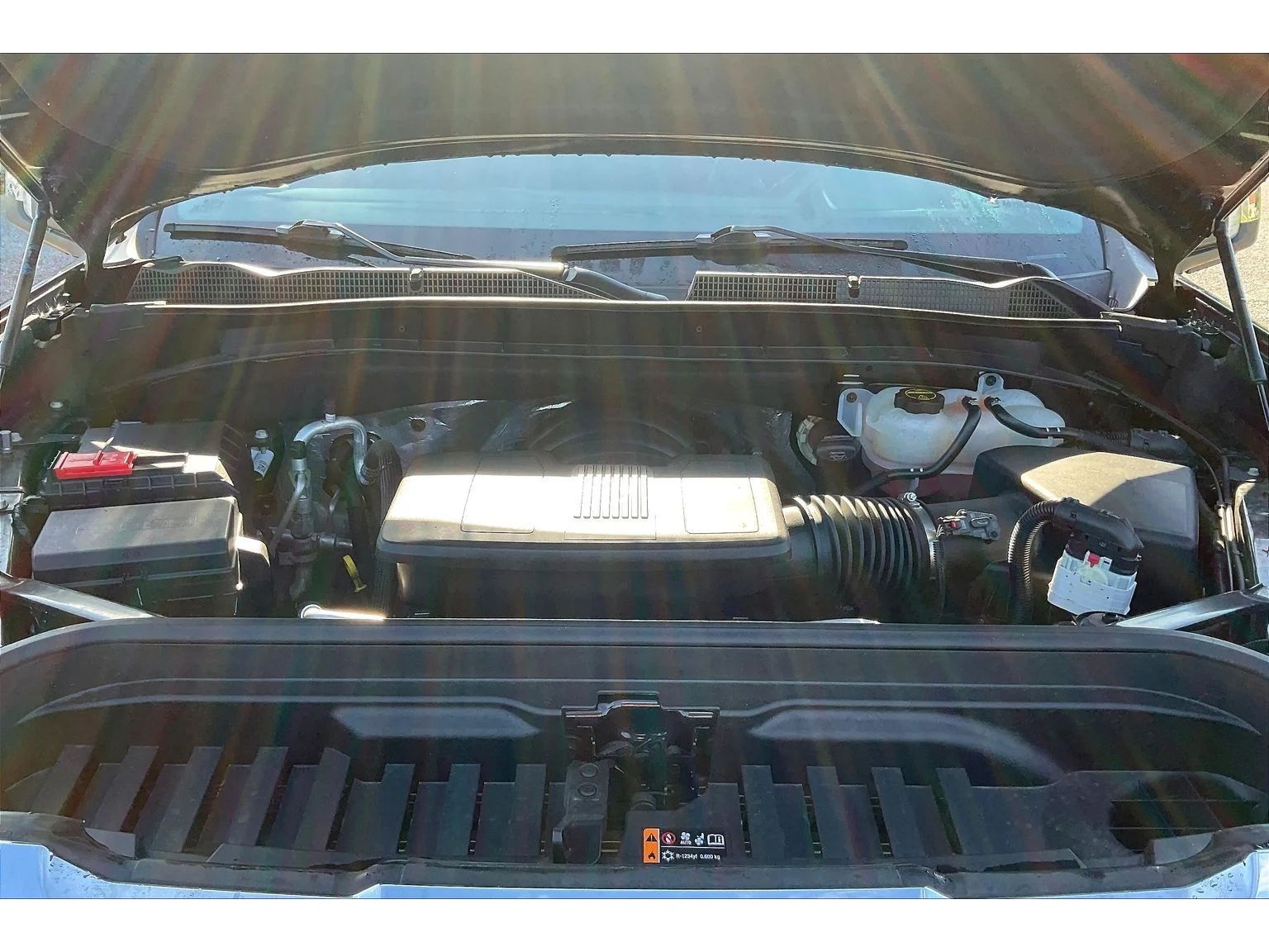 Used 2024 Titanium Rush Metallic GMC SLT image 8