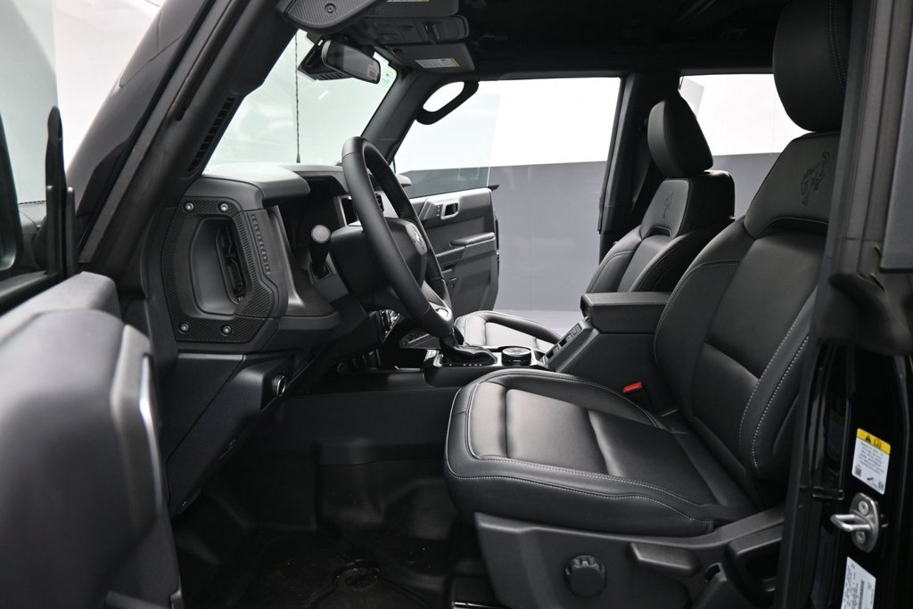 New 2026 Shadow Black Ford Badlands image 9