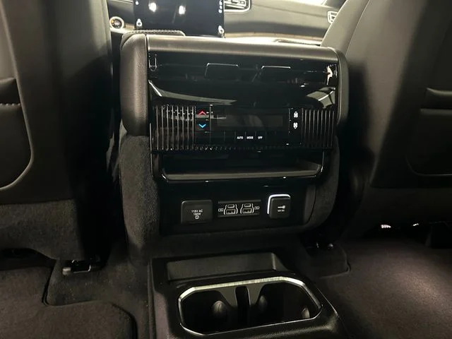 New 2026 Velvet Red Pearlcoat (DISC) Jeep  image 27