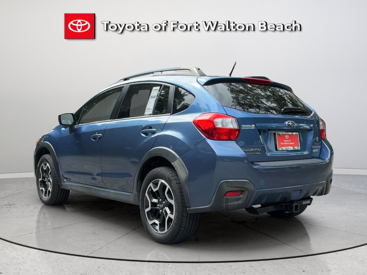 Used 2016 Blue Subaru 2.0i Premium image 4