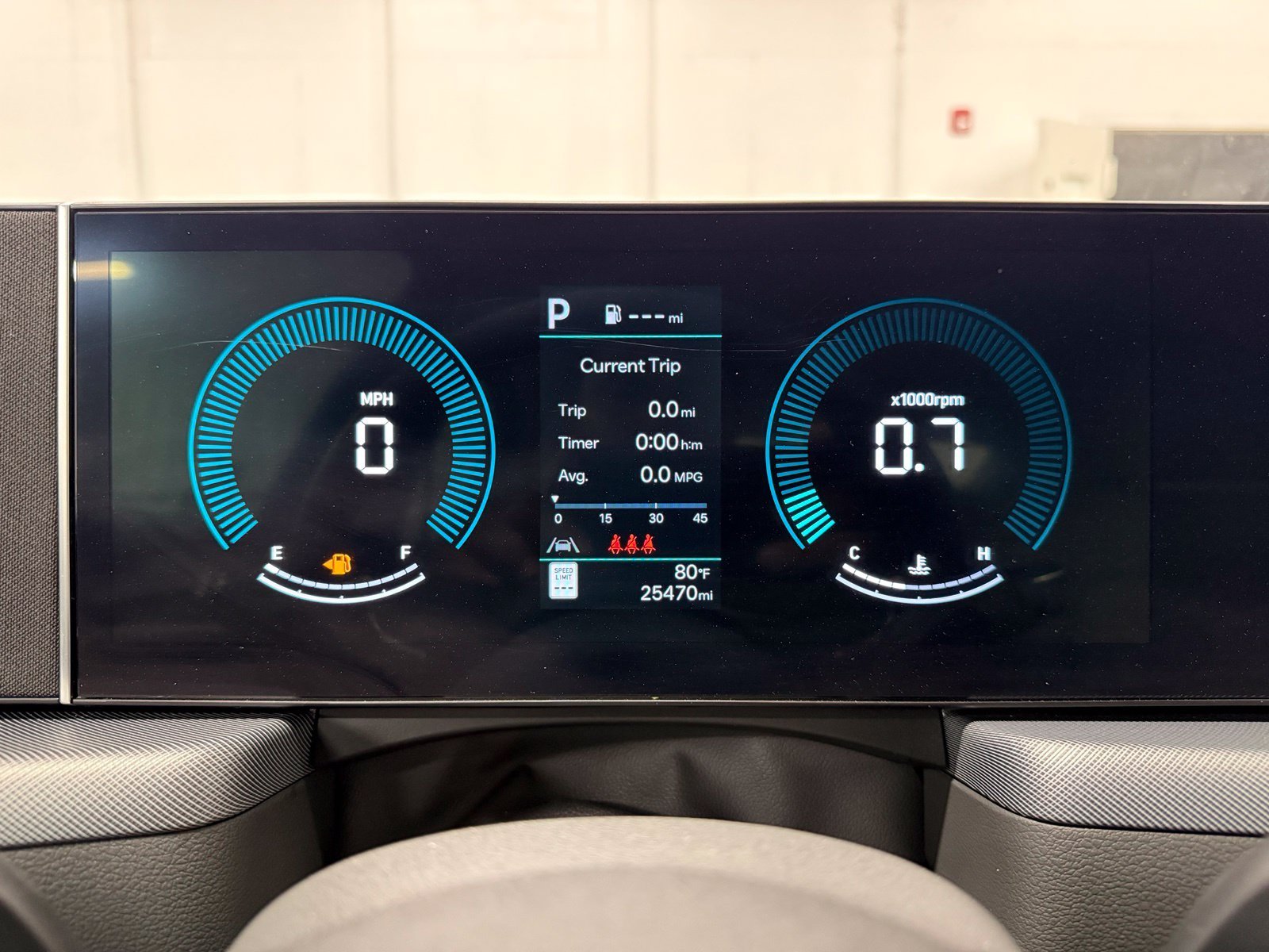 Used 2024 Gray Hyundai SEL image 11
