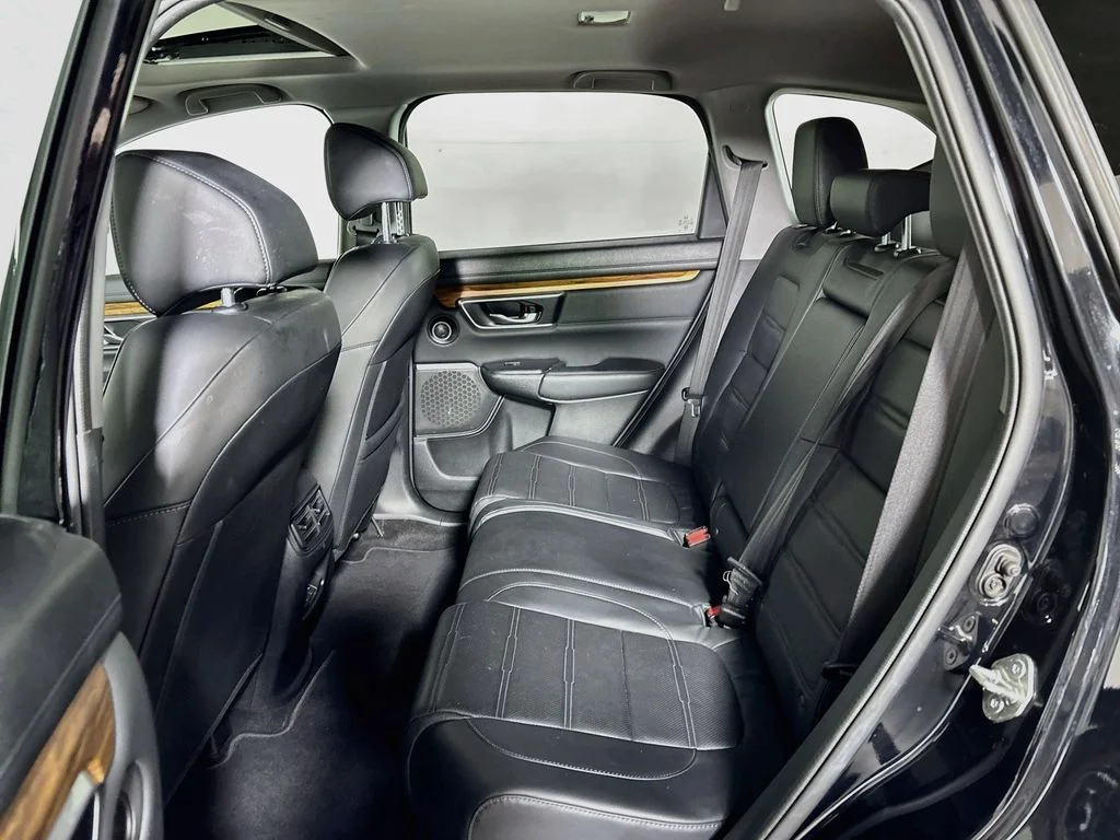 Used 2018 Black Honda EX-L image 20