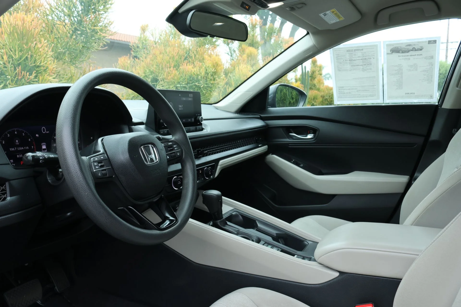 Used 2024  Honda LX image 6