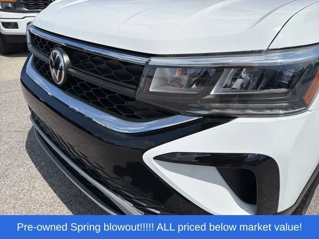 Used 2022 White Volkswagen 1.5T SE image 3