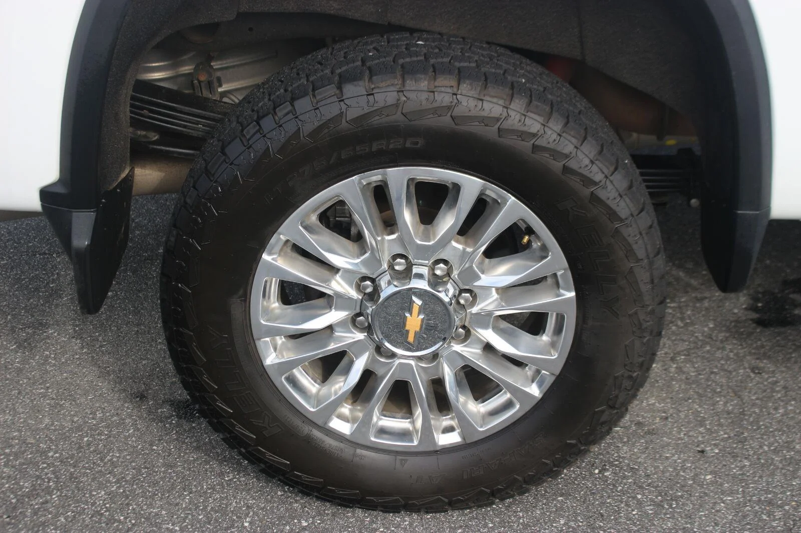 Used 2023 SUMMIT WHITE Chevrolet High Country image 42