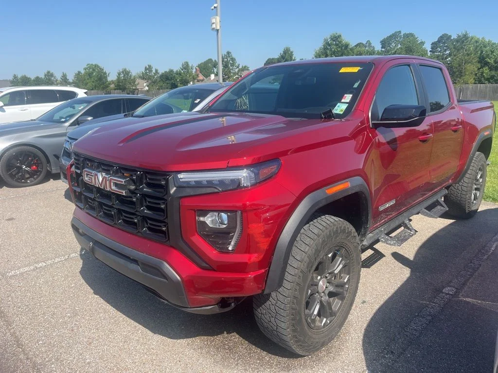 2023 GMC Canyon 2WD Elevation Crew Cab Short Box's photo
