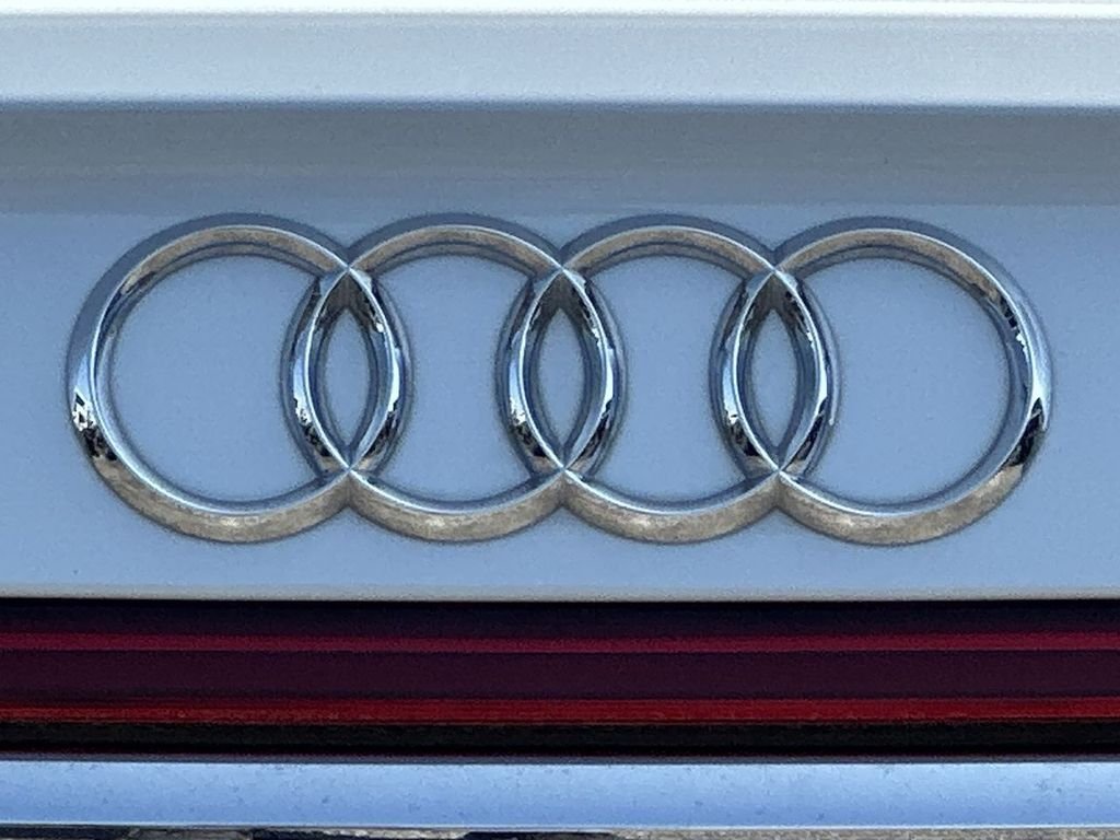 Used 2019 White Audi L 55 image 46