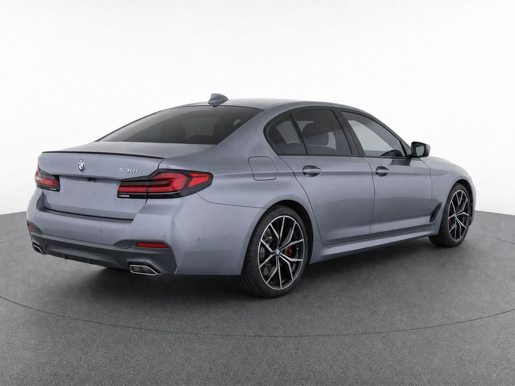 Certified Used 2023 Skyscraper Grey Metallic BMW 530i image 3