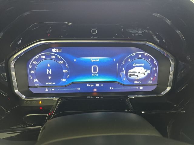 Used 2024 Gray Chevrolet LT image 17
