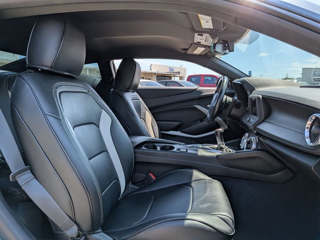 Used 2021 Gray Chevrolet LT1 image 26