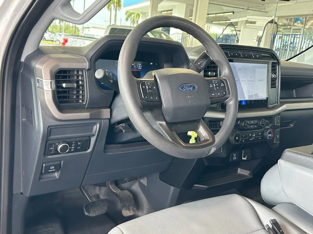 Certified Used 2024 Oxford White Ford XL image 31